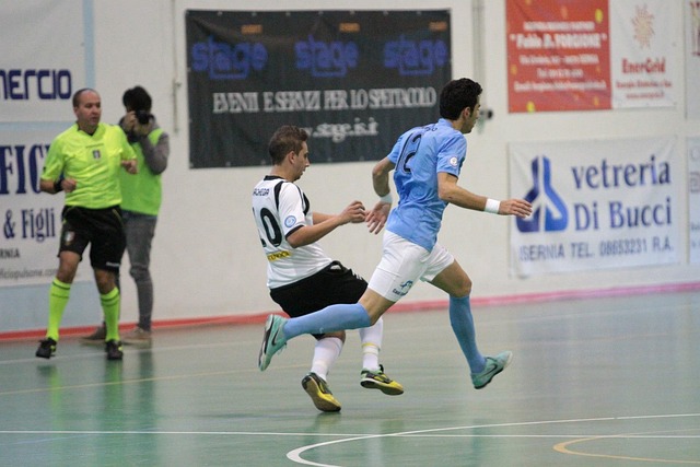 斯顿展现出 斯顿展现出